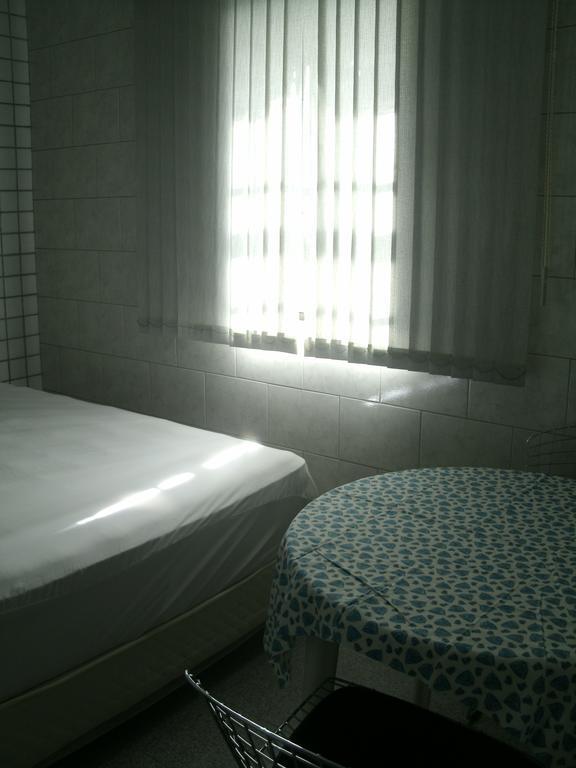 Itagua Guest House อูบาตูบา ภายนอก รูปภาพ