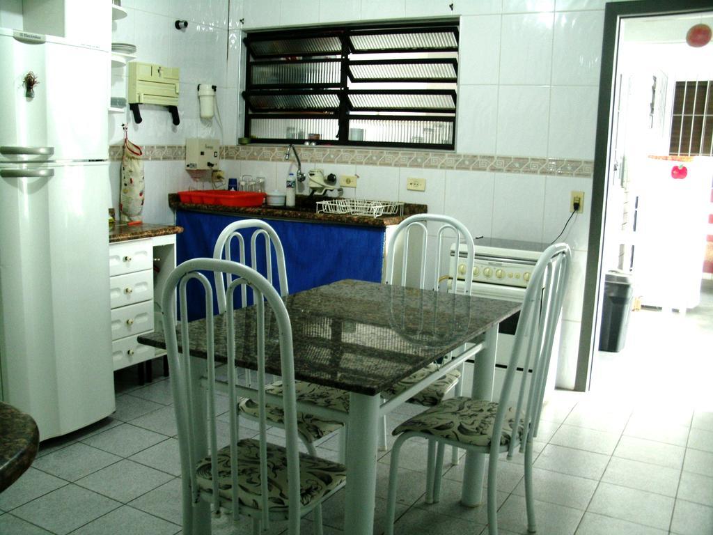Itagua Guest House อูบาตูบา ภายนอก รูปภาพ